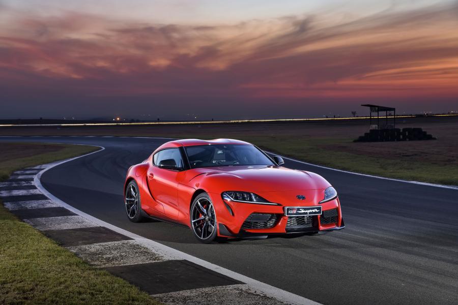  Toyota GR Supra (A90) 2019 года  (ZA) (фото 16 из 40)